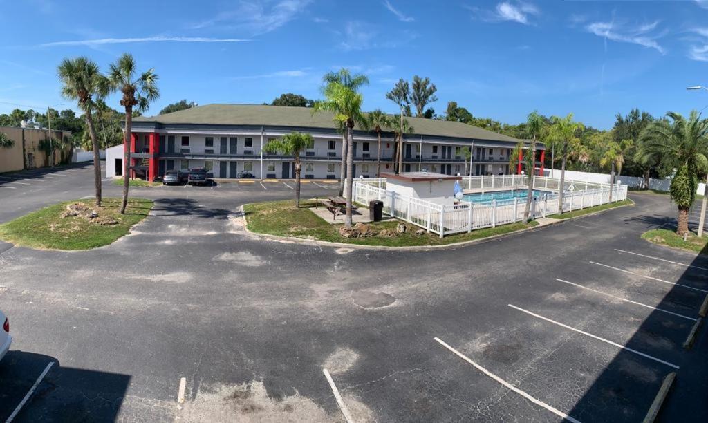 La Casa Inn New Port Richey Gulf Beach Us-19 Esterno foto