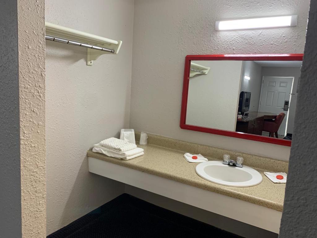 La Casa Inn New Port Richey Gulf Beach Us-19 Esterno foto